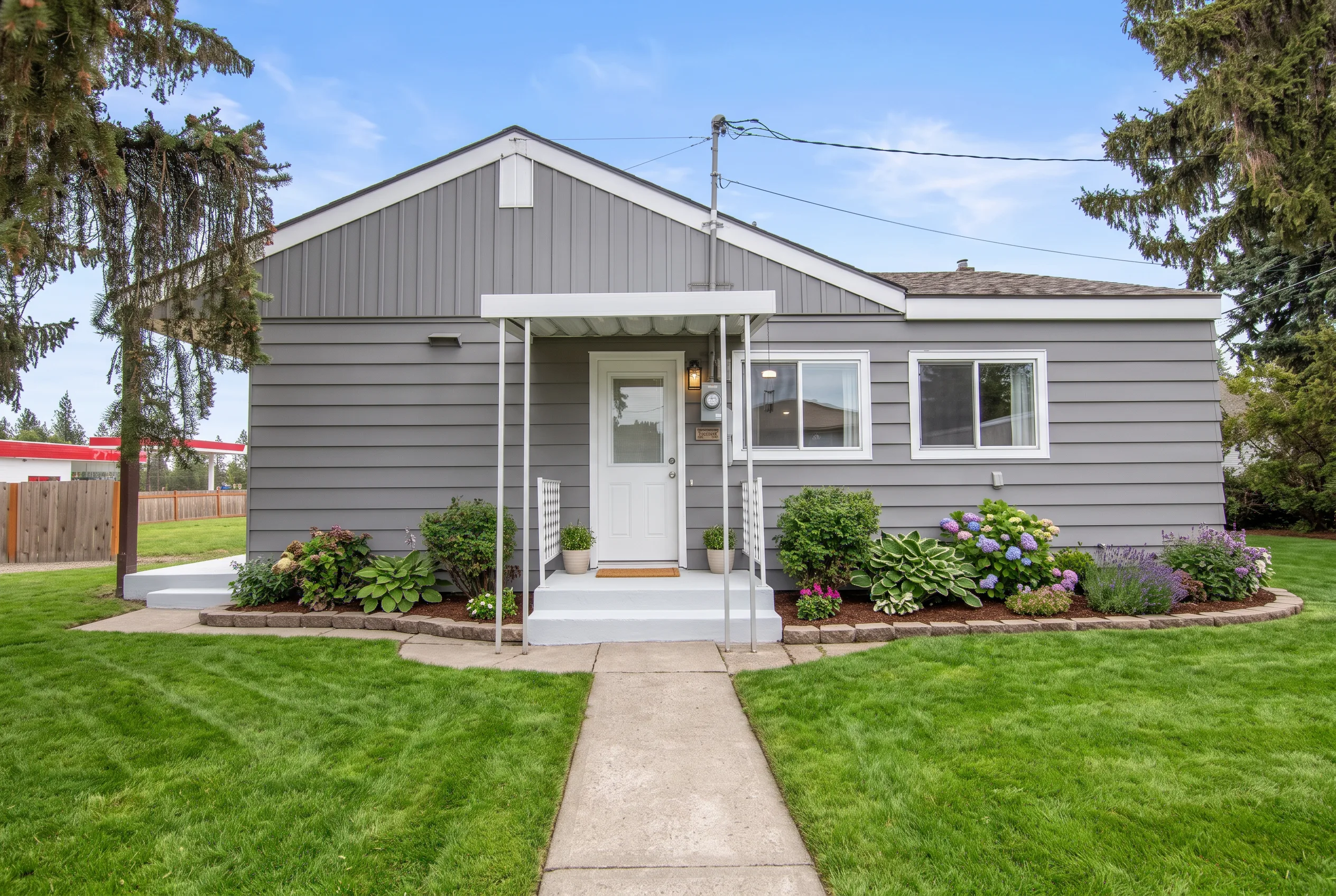 Grey ranch · After